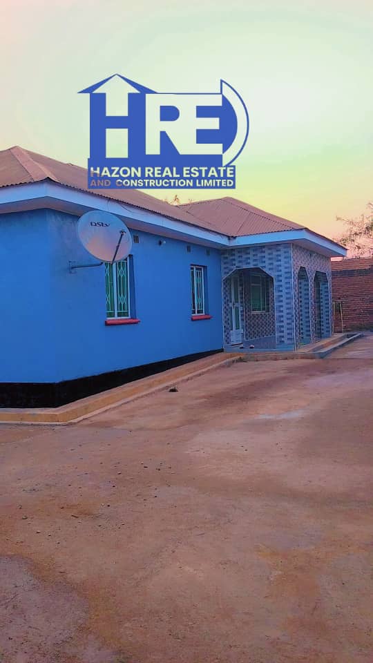  HOUSE FOR SALE AREA 44, TAMBALALE – photo 2